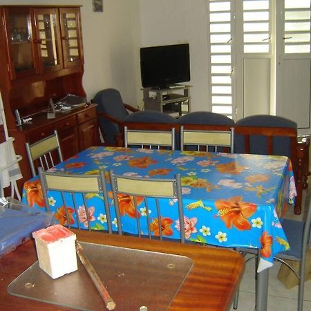Charmant Appartement Verdoyant Le Morne-Vert Екстер'єр фото